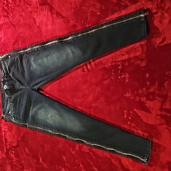 Woman's Guess Jeans,  Size 32 , color blue - Picture 3 of 8